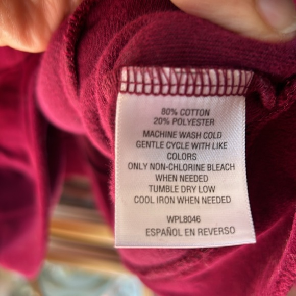 Maroon zipper velour sweater with 2 side pockets. GUC - Picture 5 of 7